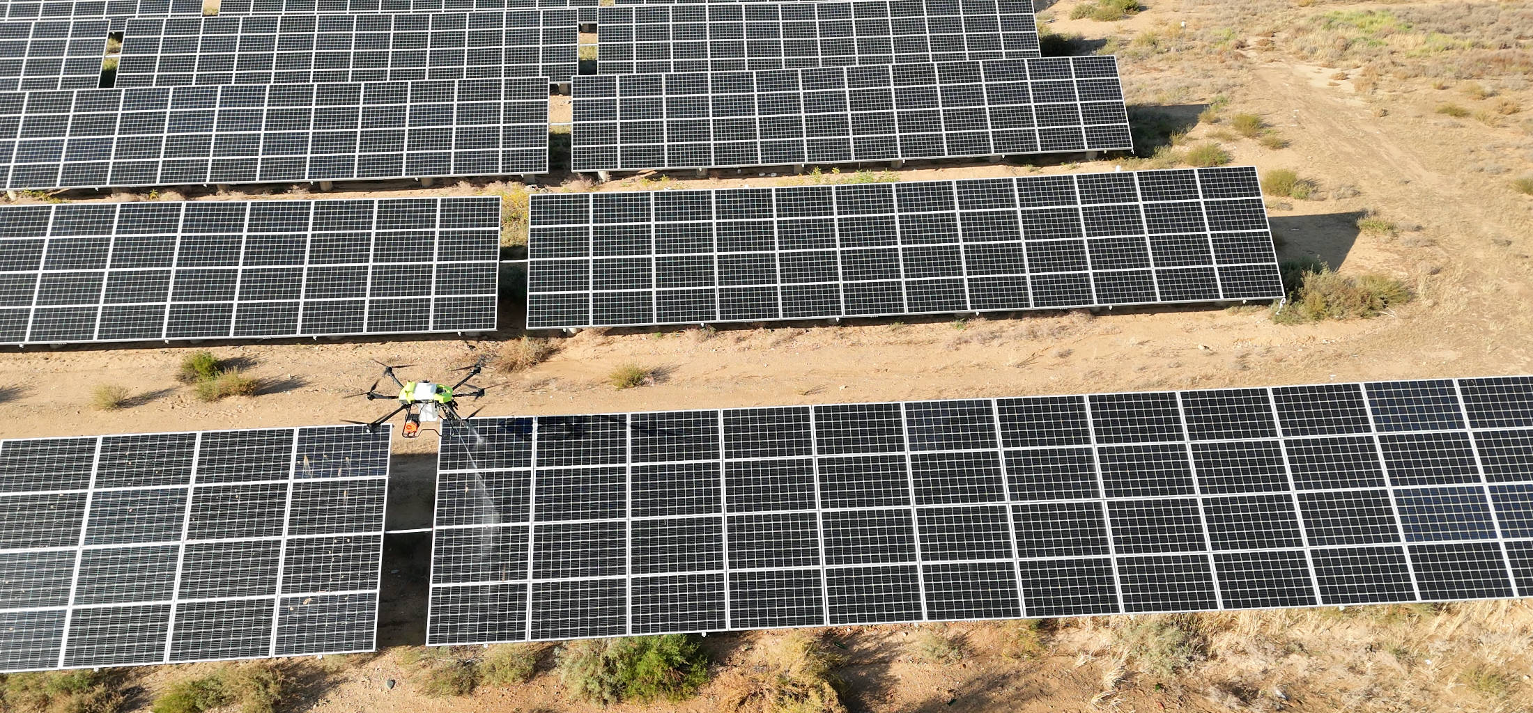 Inner Mongolia Research and Industry Exchange Unmanned Systems and Photovoltaic Fieldwork