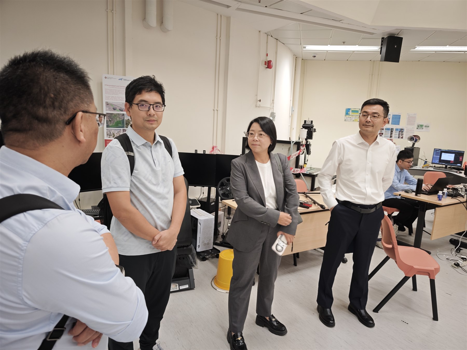 The Zhuhai High-tech Zone delegation with members of the Department of Aeronautical and Aviation Engineering