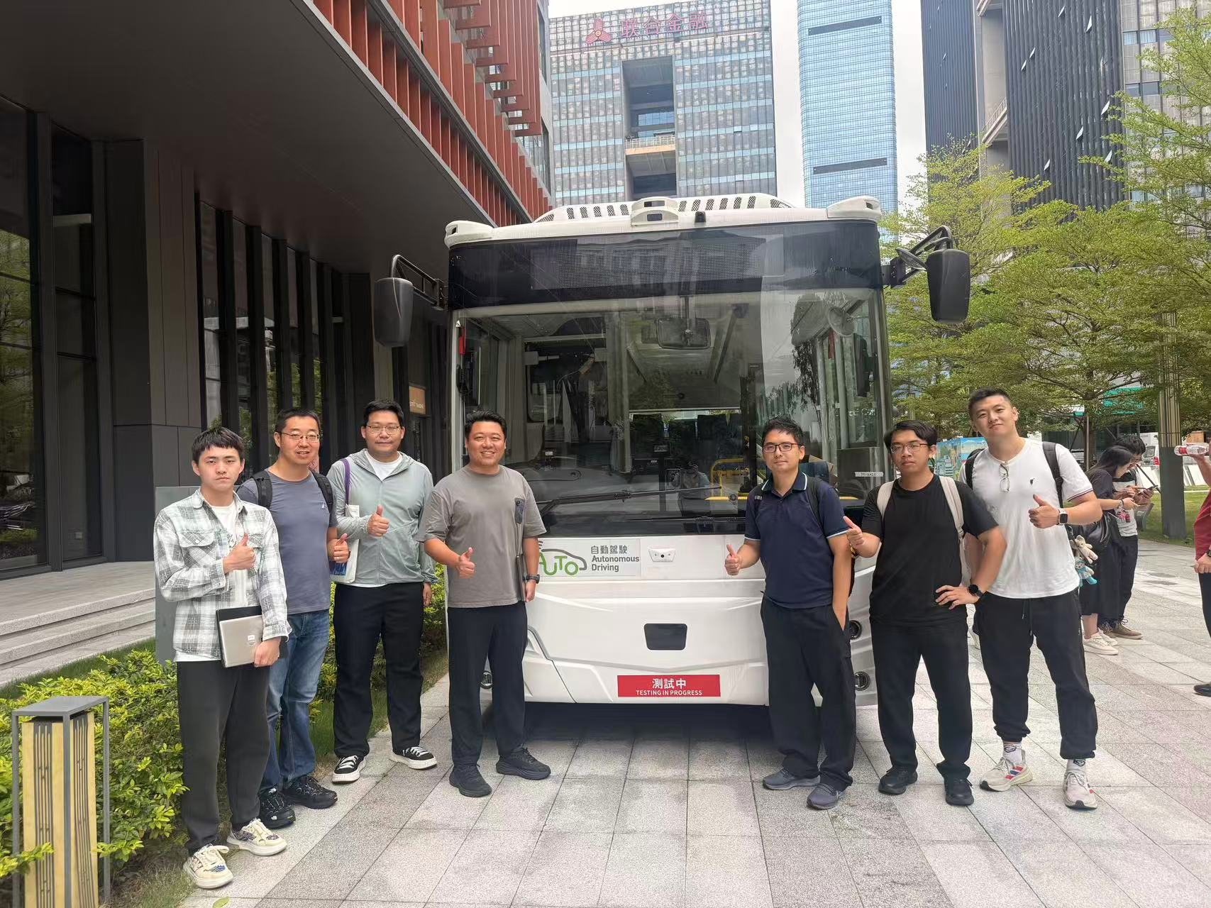 TASLAB Visits HKSTPSZ and Experiences Autonomous Cross-Border Bus with ASTRI